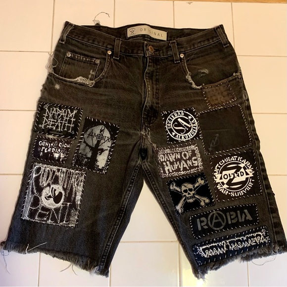 NYC Street Punk shorts with rad vintage patches - Picture 1 of 7